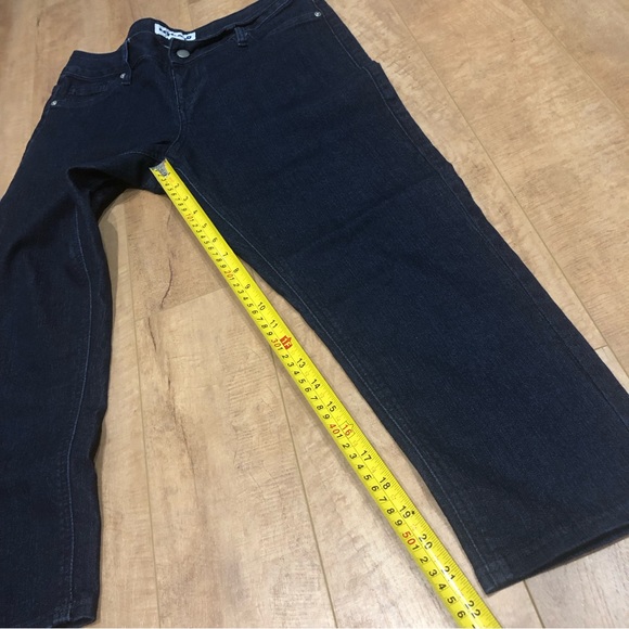 Nygård Mid Rise Capris stretch denim dark blue - Picture 7 of 7